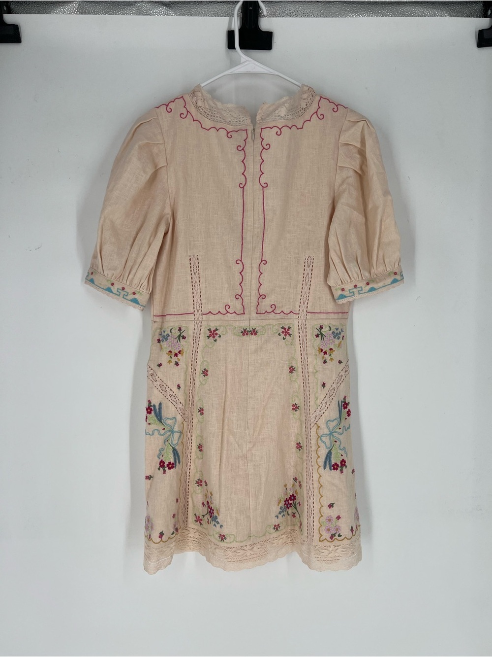 Anthropologie Pink Floral Embroidered Linen Blend V Neck Mini Dress 6 NWOT - Picture 9 of 11